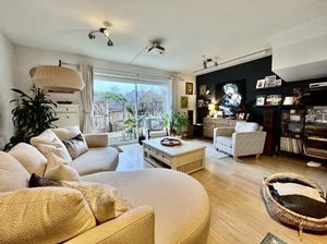 Photo 9- click for photo gallery